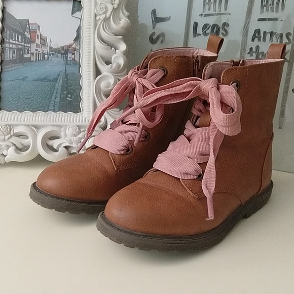 Cat And Jack Girls Youth Size 3 Snow Boots